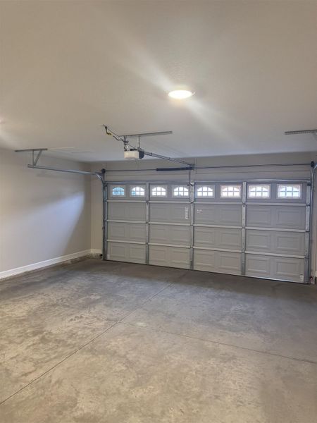 Spacious, unfurnished interior of a new home in Ballentine Ridge, Lyman (Image 31).