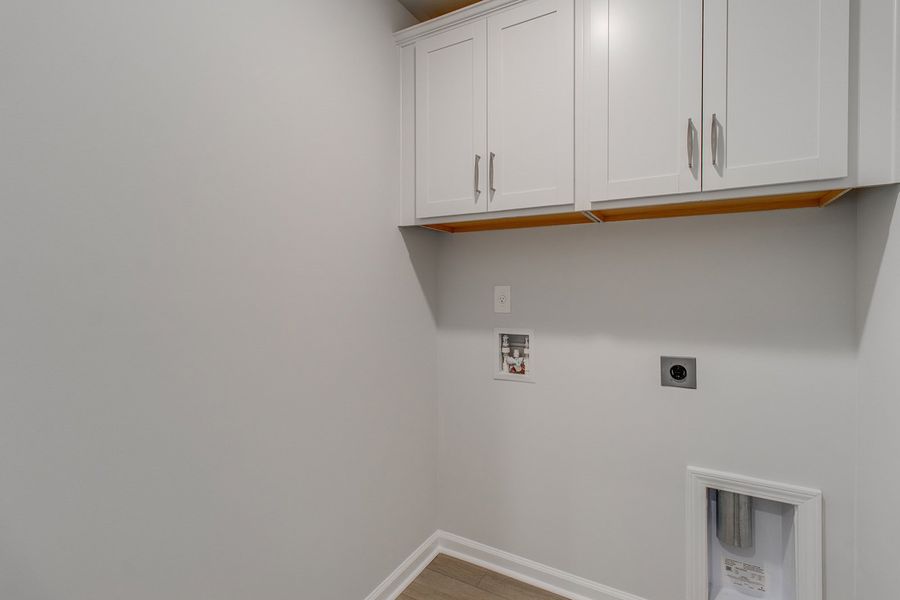 Spacious, unfurnished interior of a new home in Bluefield, Lexington (Image 28). Spacious, unfurnished interior of a new home in Bluefield, Lexington (Image 28).