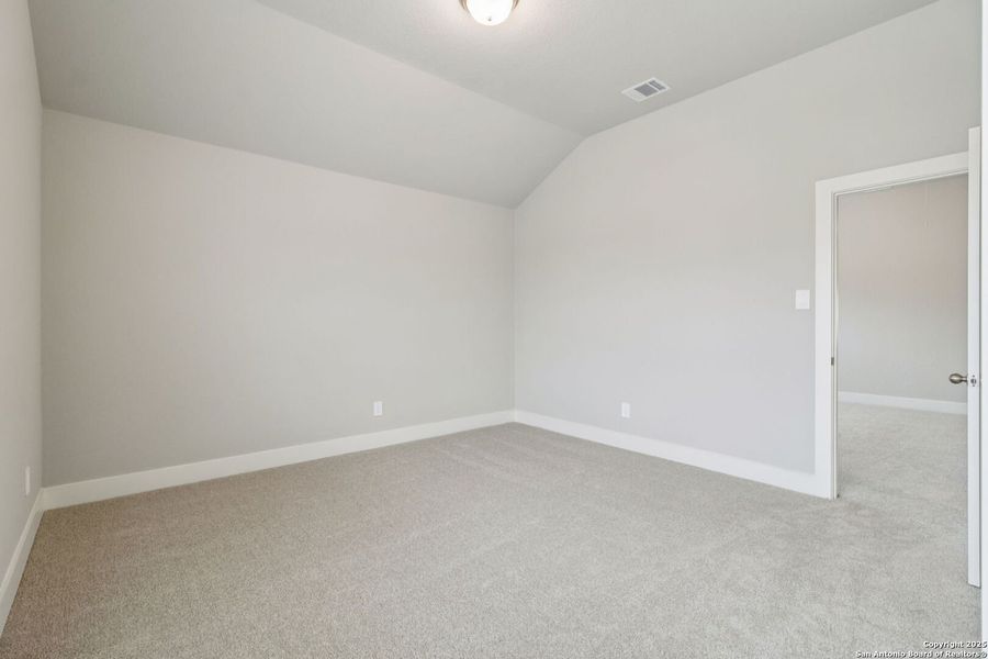 Spacious, unfurnished interior of a new home in Sagebrooke - Classic Series, San Antonio (Image 28). Spacious, unfurnished interior of a new home in Sagebrooke - Classic Series, San Antonio (Image 28).