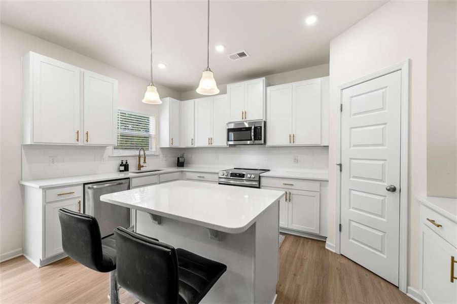 Furnished interior view inside a new home in , Dallas (Image 29).