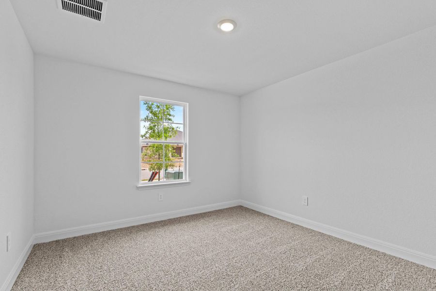 Spacious, unfurnished interior of a new home in Riverview, Georgetown (Image 12).