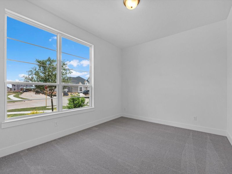 Spacious, unfurnished interior of a new home in Dunham Pointe, Cypress (Image 16).
