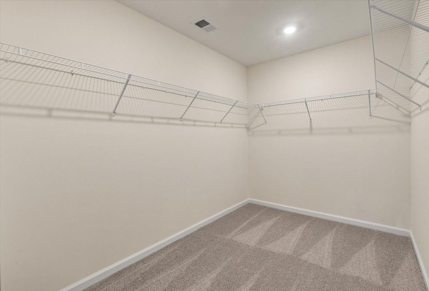 Spacious, unfurnished interior of a new home in The Landings at Montague, Goose Creek (Image 19).