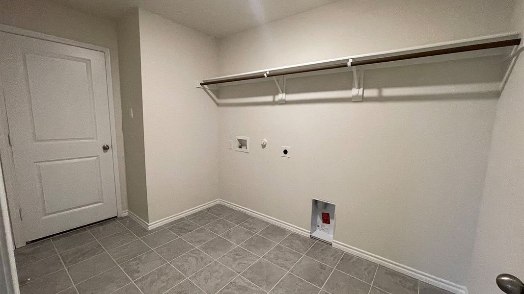 Spacious, unfurnished interior of a new home in Waverly Estates, Josephine (Image 14). Spacious, unfurnished interior of a new home in Waverly Estates, Josephine (Image 14).