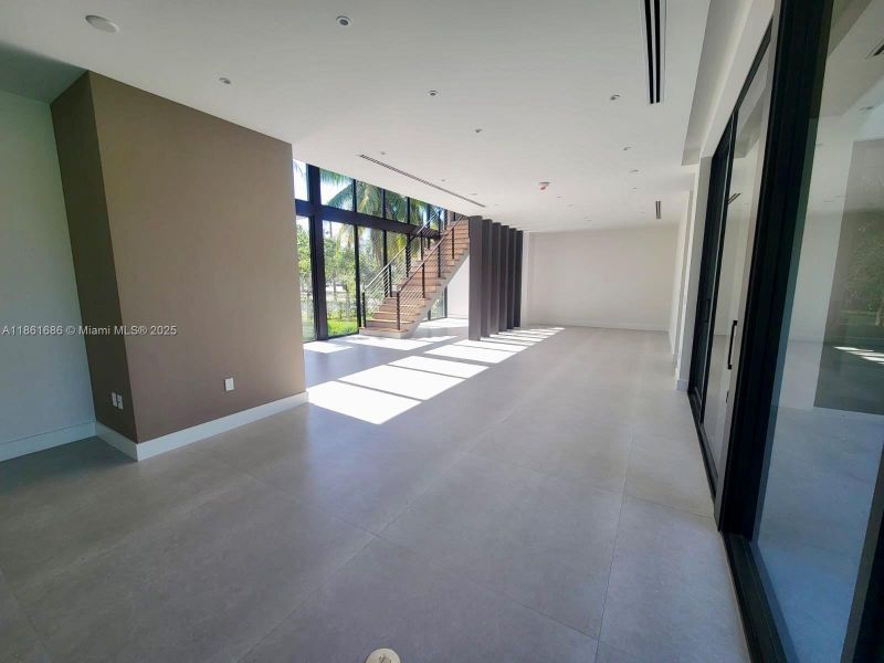 Spacious, unfurnished interior of a new home in , South Miami (Image 45). Spacious, unfurnished interior of a new home in , South Miami (Image 45).