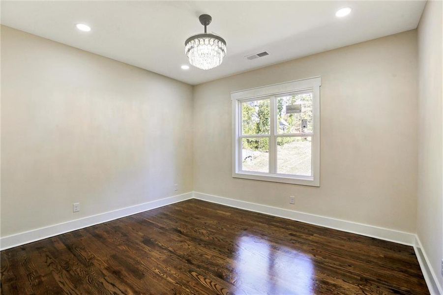 Spacious, unfurnished interior of a new home in , Snellville (Image 39). Spacious, unfurnished interior of a new home in , Snellville (Image 39).