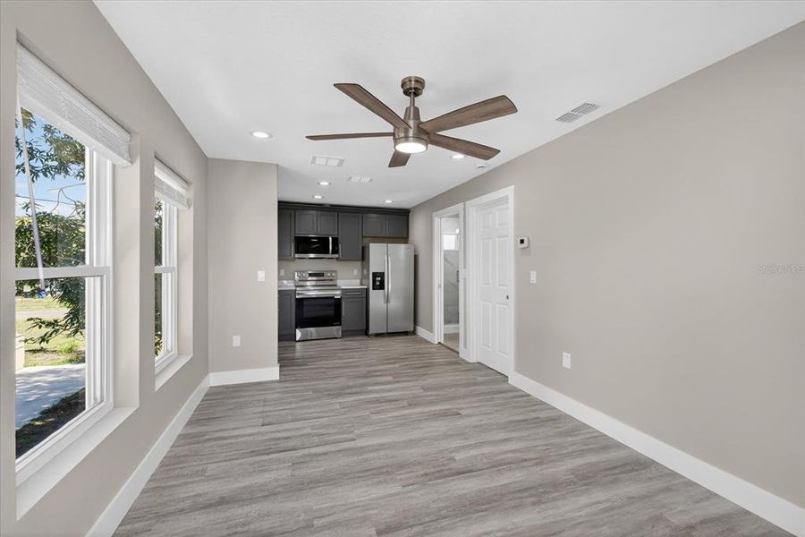 Spacious, unfurnished interior of a new home in , St. Petersburg (Image 72).