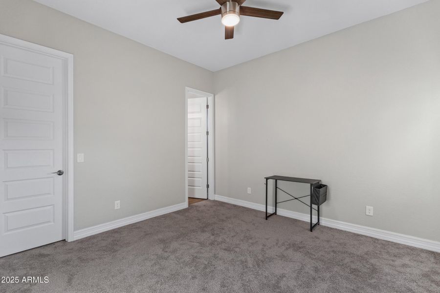 5211 S Del Rancho-26