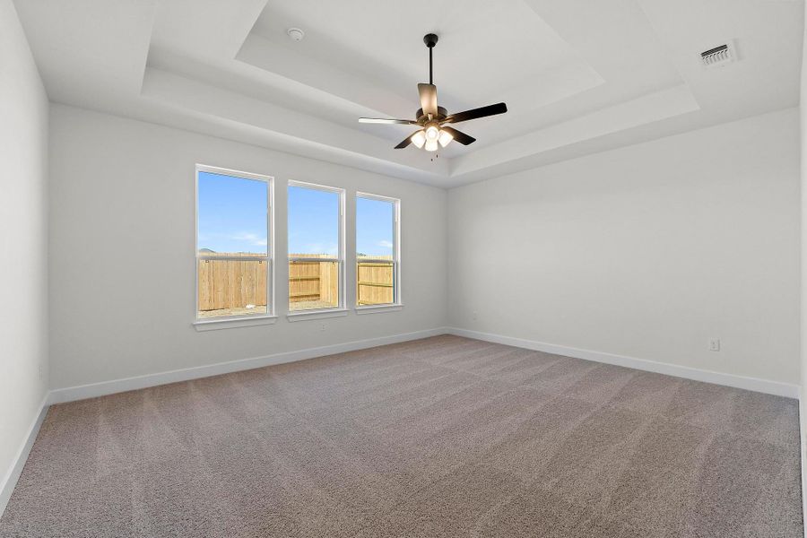 Spacious, unfurnished interior of a new home in Lariat, Liberty Hill (Image 26).