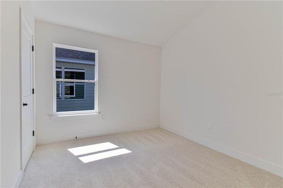 Spacious, unfurnished interior of a new home in Briarwood, Alachua (Image 17). Spacious, unfurnished interior of a new home in Briarwood, Alachua (Image 17).