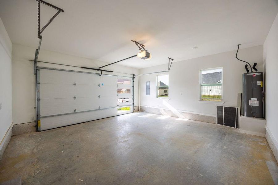 Image 24 of a home in .