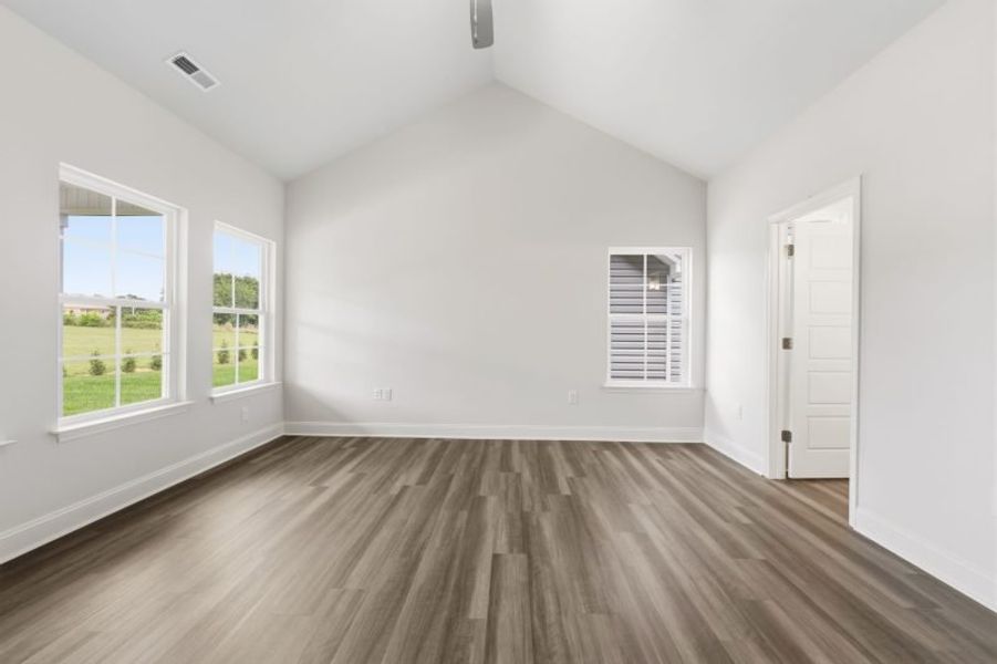Spacious, unfurnished interior of a new home in Sullivans Reserve, Walkertown (Image 36).