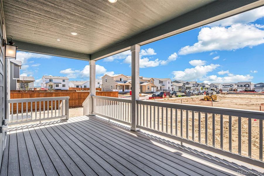 Image 34 of a home in Farmlore.