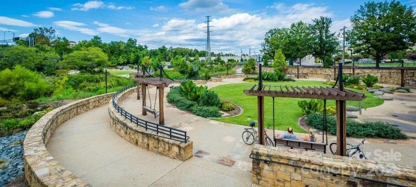 Image 44 of a home in .