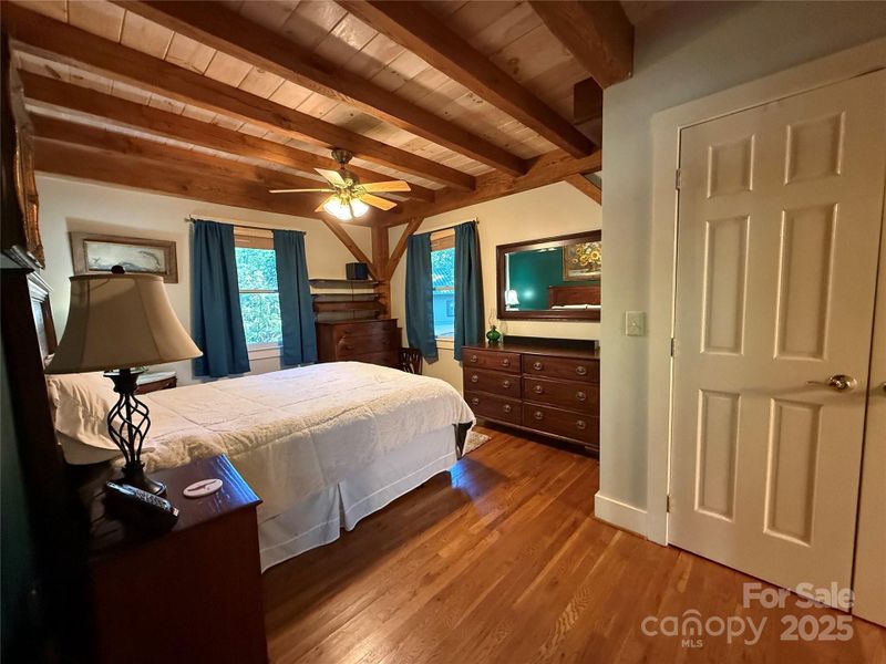 Furnished interior view inside a new home in , Moravian Falls (Image 11).