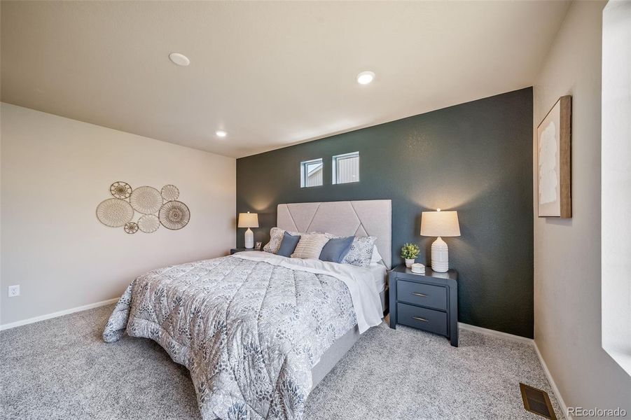 Furnished interior view inside a new home in Thompson River Ranch, Johnstown (Image 25).