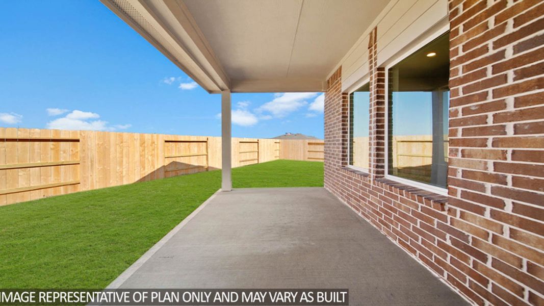 Exterior details and patio area of a home in Lake Conroe Cove, Willis (Image 2). Exterior details and patio area of a home in Lake Conroe Cove, Willis (Image 2).