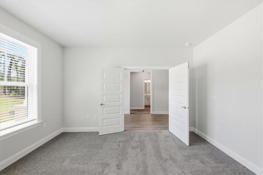 Spacious, unfurnished interior of a new home in Tuscany Hills, Douglasville (Image 17). Spacious, unfurnished interior of a new home in Tuscany Hills, Douglasville (Image 17).