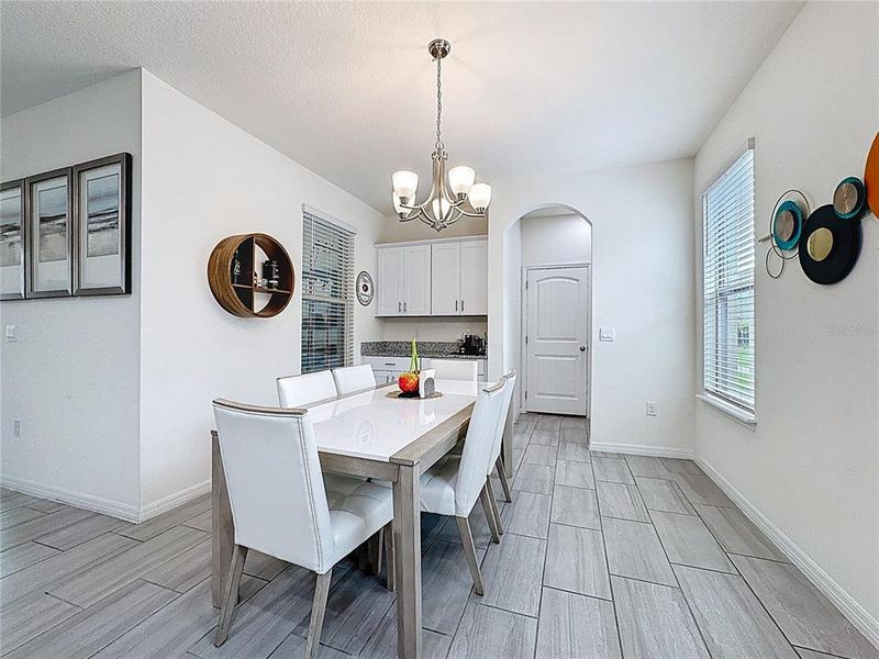 Furnished interior view inside a new home in , Winter Garden (Image 39).