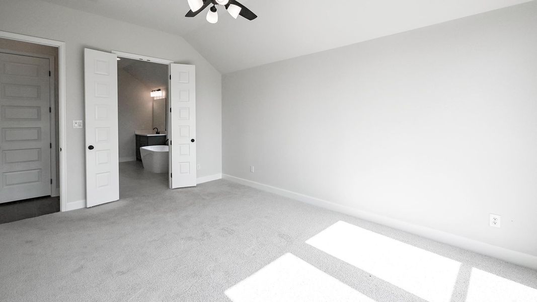 Spacious, unfurnished interior of a new home in Juniper Springs, Lockhart (Image 15).