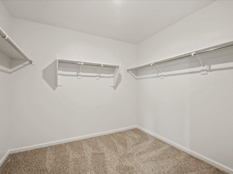 Spacious, unfurnished interior of a new home in Rincon Crest at Rocking K, Tucson (Image 15).