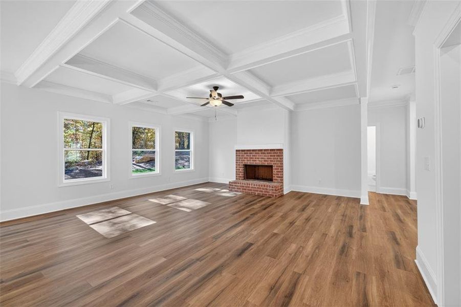 Spacious, unfurnished interior of a new home in , Jefferson (Image 36).
