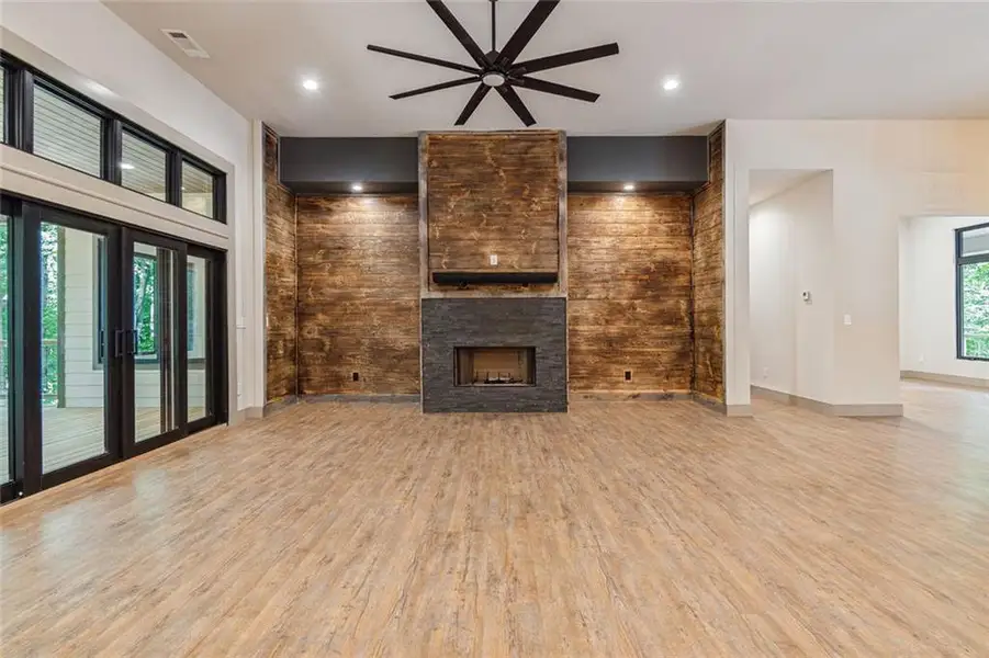 Spacious, unfurnished interior of a new home in , Dawsonville (Image 36). Spacious, unfurnished interior of a new home in , Dawsonville (Image 36).