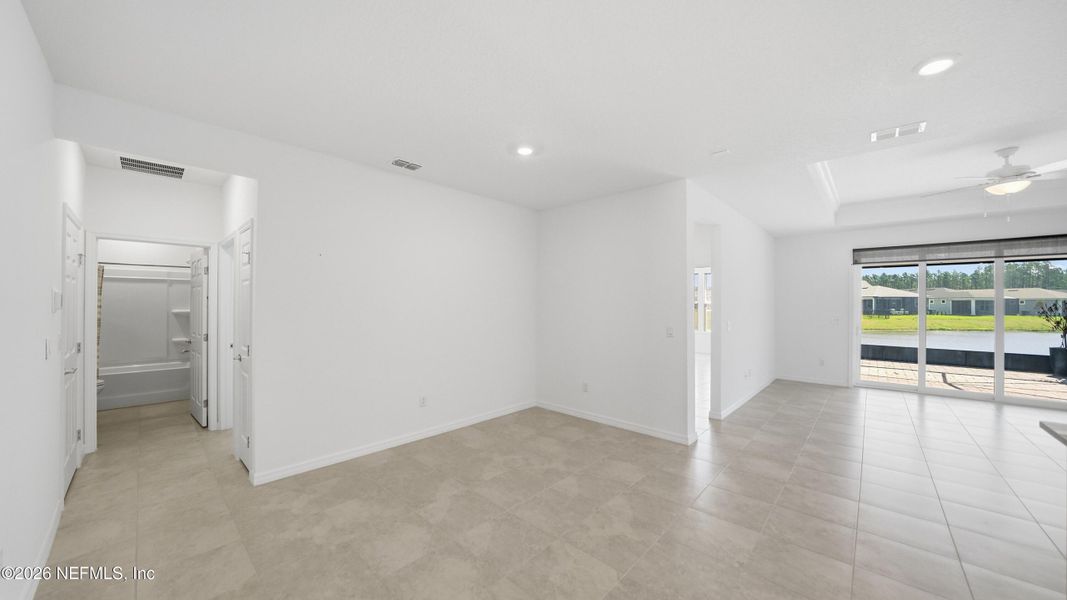 Spacious, unfurnished interior of a new home in , Yulee (Image 38).
