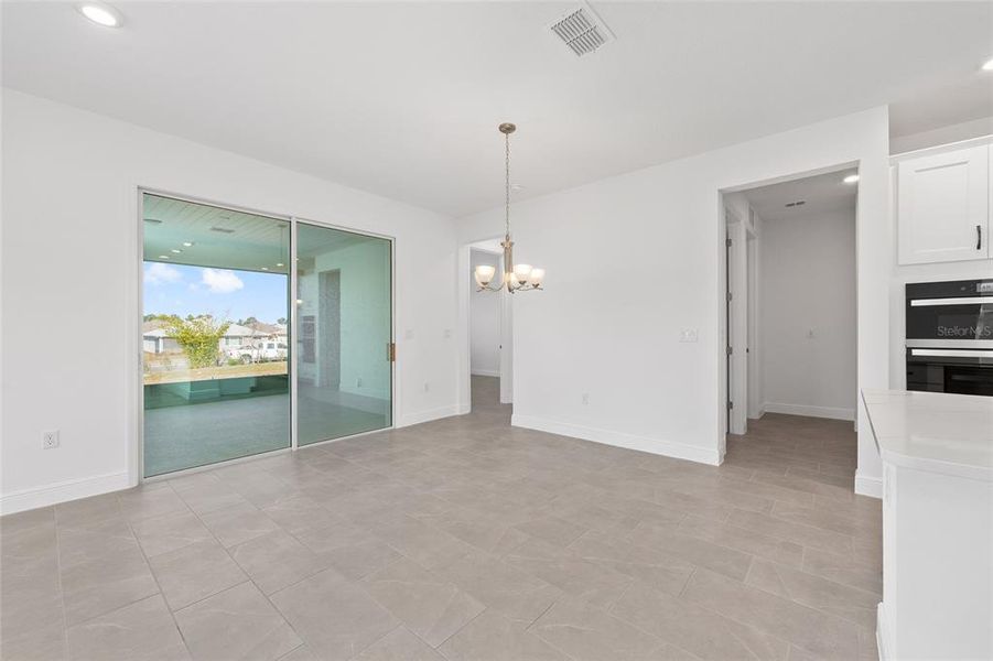 Spacious, unfurnished interior of a new home in , Ocala (Image 29).