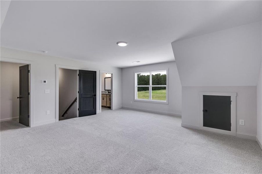 Spacious, unfurnished interior of a new home in The Meadows at Lake Circle, Buchanan (Image 36).