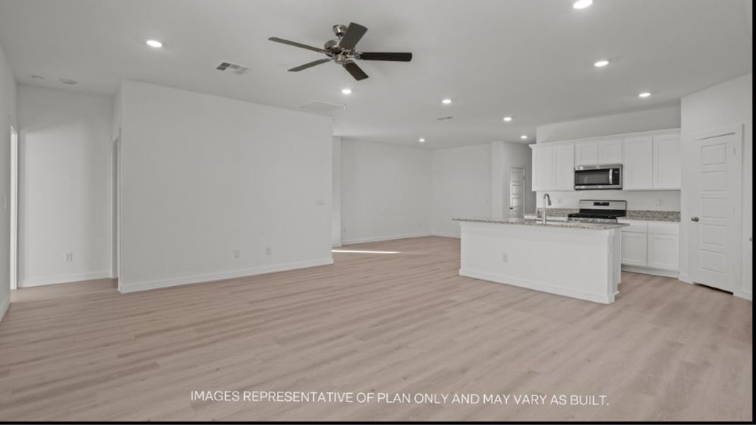 Spacious, unfurnished interior of a new home in Overlook West, Wolfforth (Image 8).
