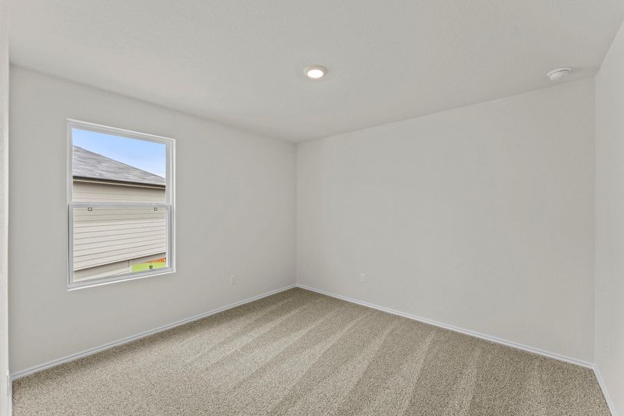 Spacious, unfurnished interior of a new home in Bollinger, Maxwell (Image 33).