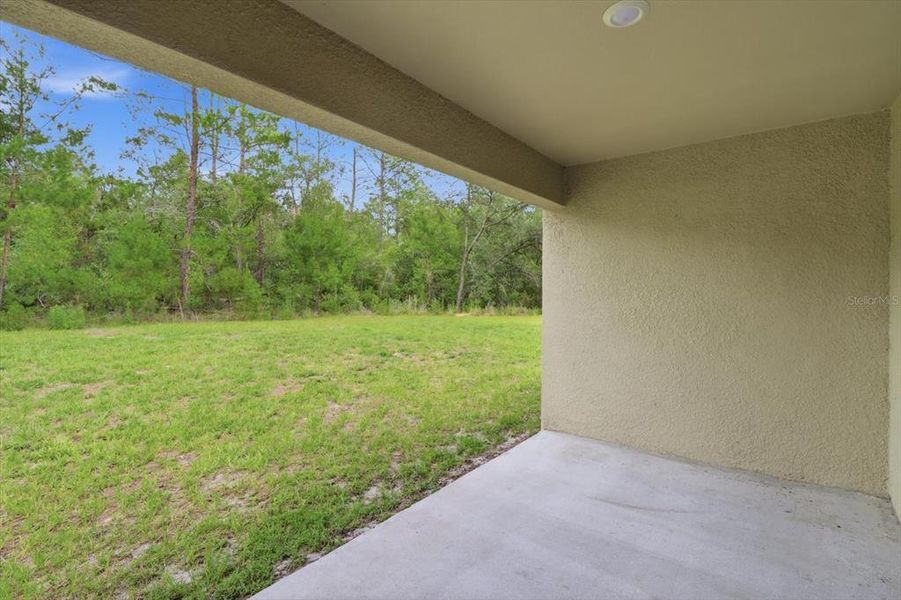 Exterior details and patio area of a home in Citrus Springs, Citrus Springs (Image 3). Exterior details and patio area of a home in Citrus Springs, Citrus Springs (Image 3).