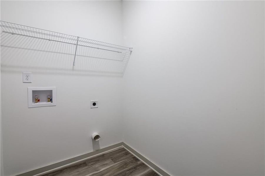 Spacious, unfurnished interior of a new home in , Lawrenceville (Image 19).