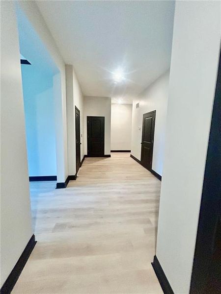 Spacious, unfurnished interior of a new home in , Atlanta (Image 46).