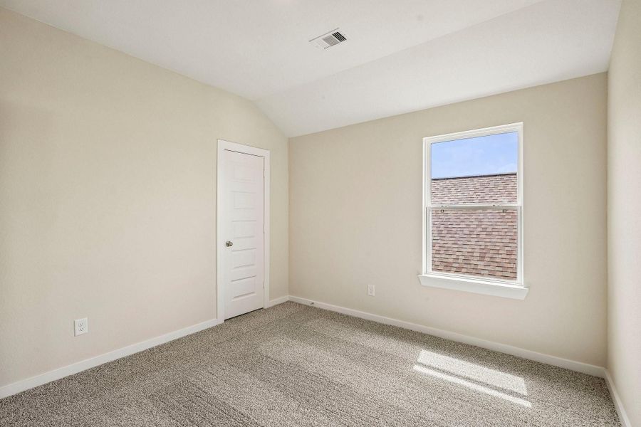 Spacious, unfurnished interior of a new home in Bluestem, Brookshire (Image 40). Spacious, unfurnished interior of a new home in Bluestem, Brookshire (Image 40).
