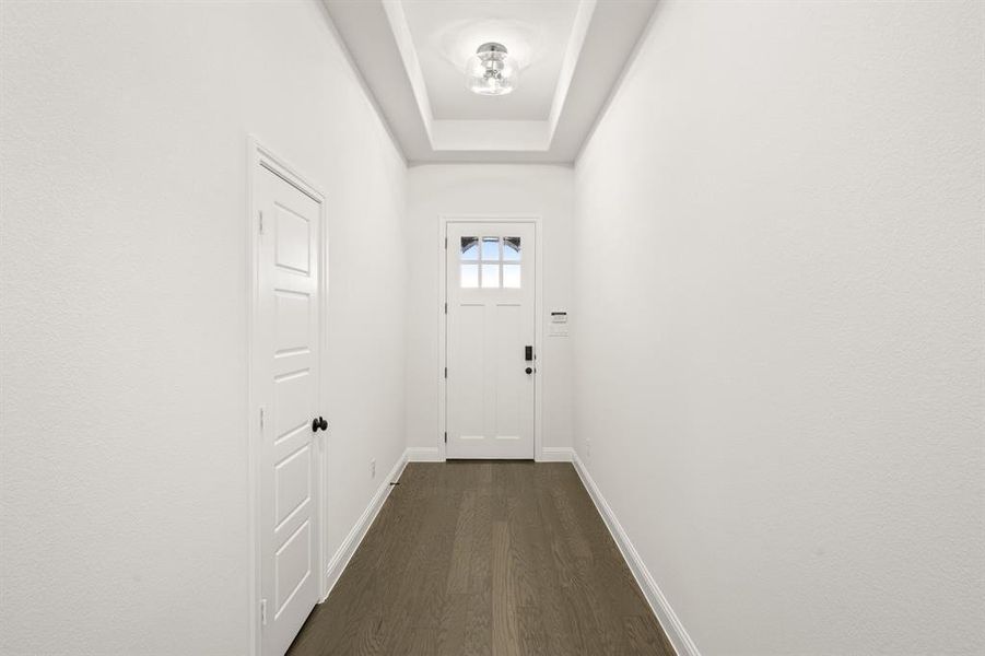 4602 Thistle- Entry-1