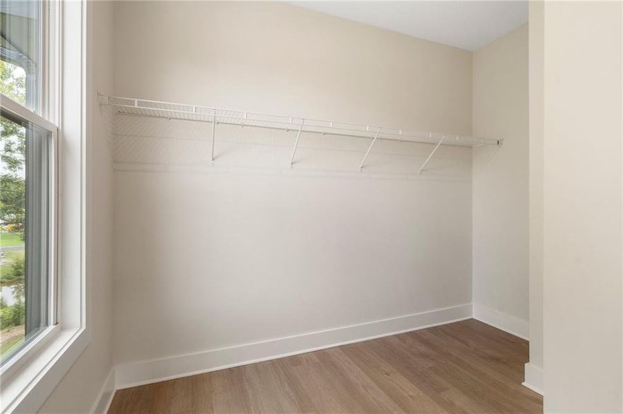 Spacious, unfurnished interior of a new home in , Alpharetta (Image 21).