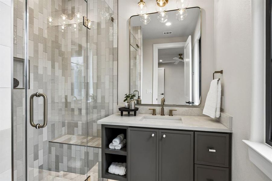 Furnished interior view inside a new home in , Dallas (Image 31). Furnished interior view inside a new home in , Dallas (Image 31).