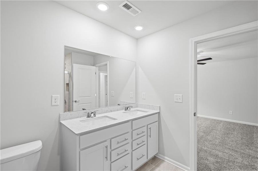 Furnished interior view inside a new home in Avery Ridge, Gainesville (Image 7).