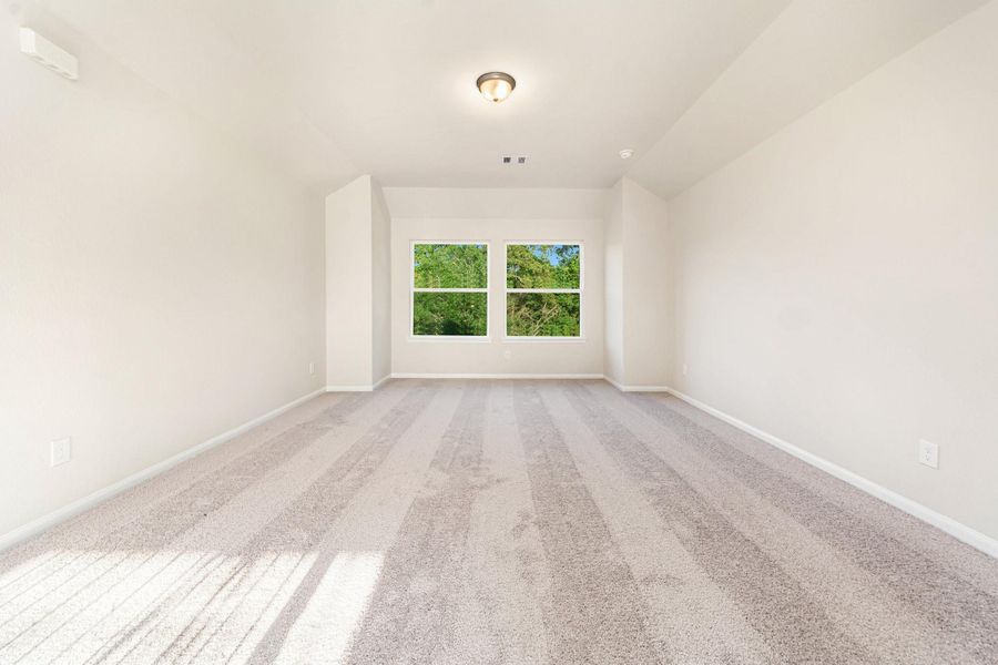 Spacious, unfurnished interior of a new home in Columbia Lakes, West Columbia (Image 8). Spacious, unfurnished interior of a new home in Columbia Lakes, West Columbia (Image 8).