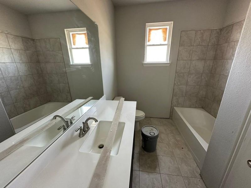 Image 14 of a home in Hillcrest Meadows North. Image 14 of a home in Hillcrest Meadows North.