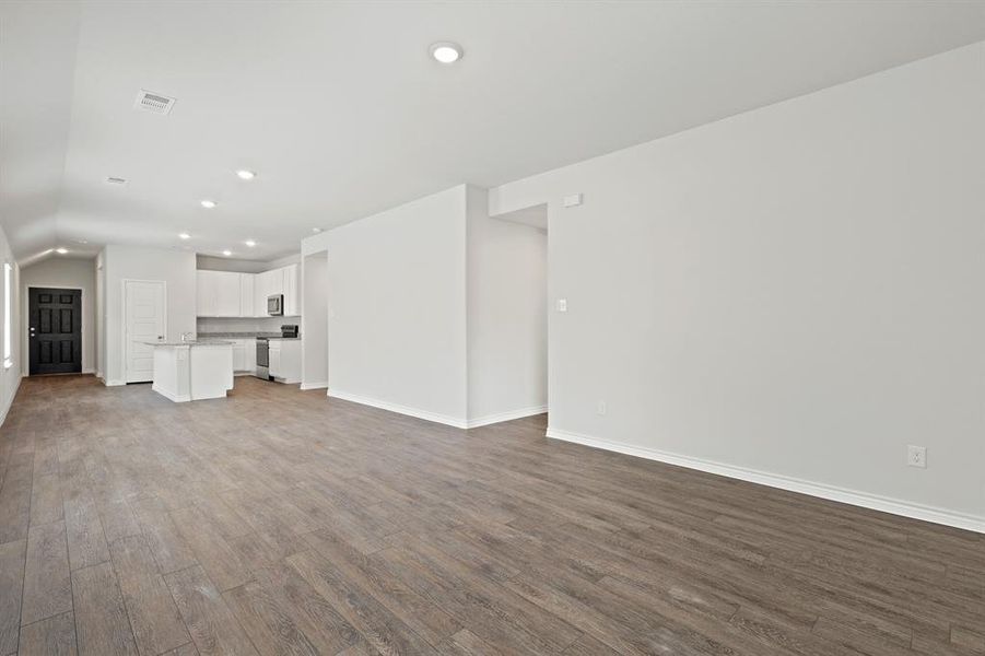 Spacious, unfurnished interior of a new home in Christian Meadows, Ennis (Image 18). Spacious, unfurnished interior of a new home in Christian Meadows, Ennis (Image 18).
