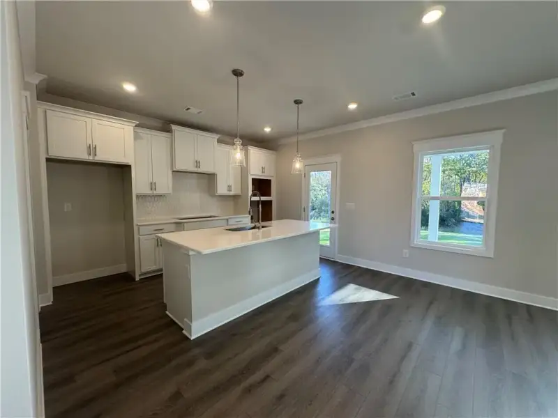 Image 38 of a home in Rosewood Lake Estates.