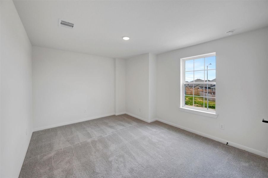 Spacious, unfurnished interior of a new home in Jordan Ranch - Terrace Collection, Fulshear (Image 13). Spacious, unfurnished interior of a new home in Jordan Ranch - Terrace Collection, Fulshear (Image 13).
