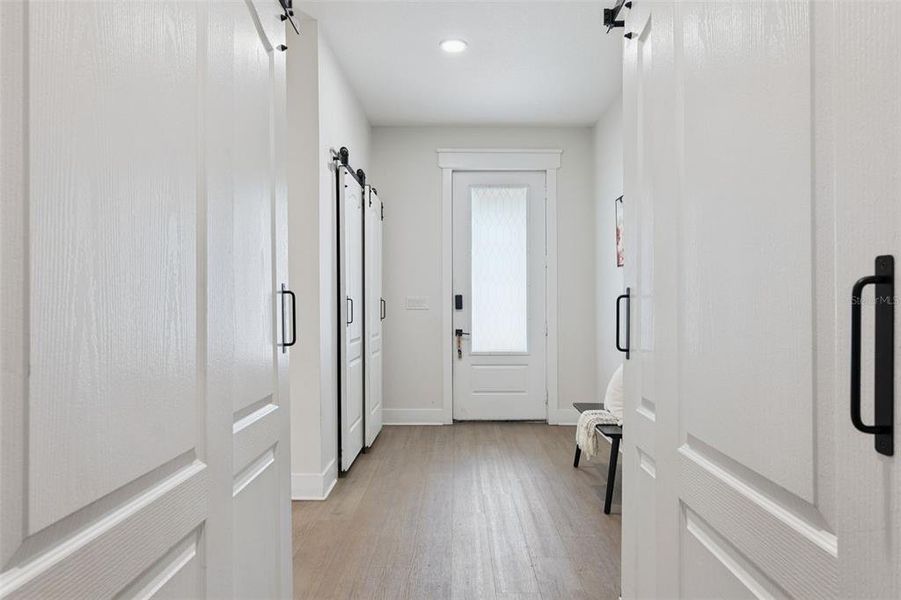 Spacious, unfurnished interior of a new home in , Debary (Image 24). Spacious, unfurnished interior of a new home in , Debary (Image 24).