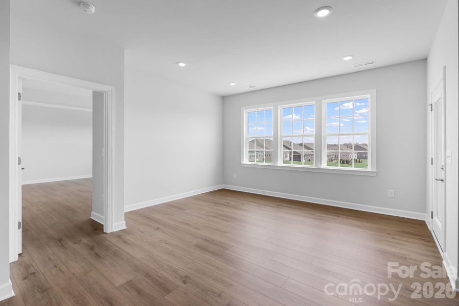 Spacious, unfurnished interior of a new home in Roselyn, Lancaster (Image 16). Spacious, unfurnished interior of a new home in Roselyn, Lancaster (Image 16).