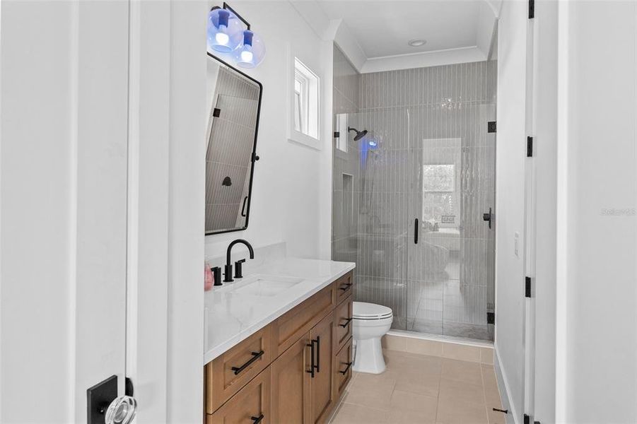 Furnished interior view inside a new home in , Tampa (Image 70).