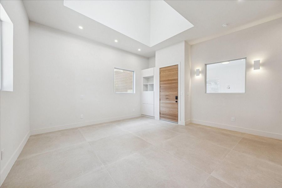 Spacious, unfurnished interior of a new home in , Houston (Image 21). Spacious, unfurnished interior of a new home in , Houston (Image 21).