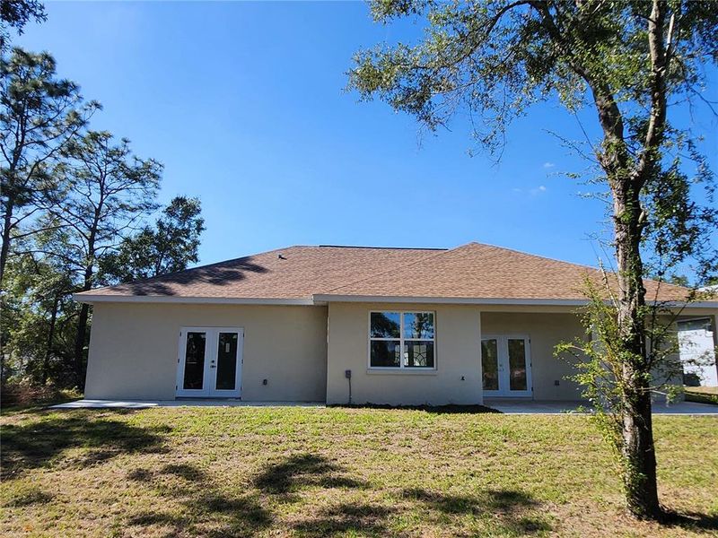 Exterior details and patio area of a home in , Ocala (Image 4). Exterior details and patio area of a home in , Ocala (Image 4).